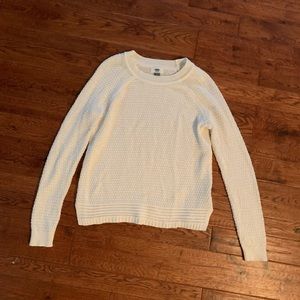 Old navy sweater